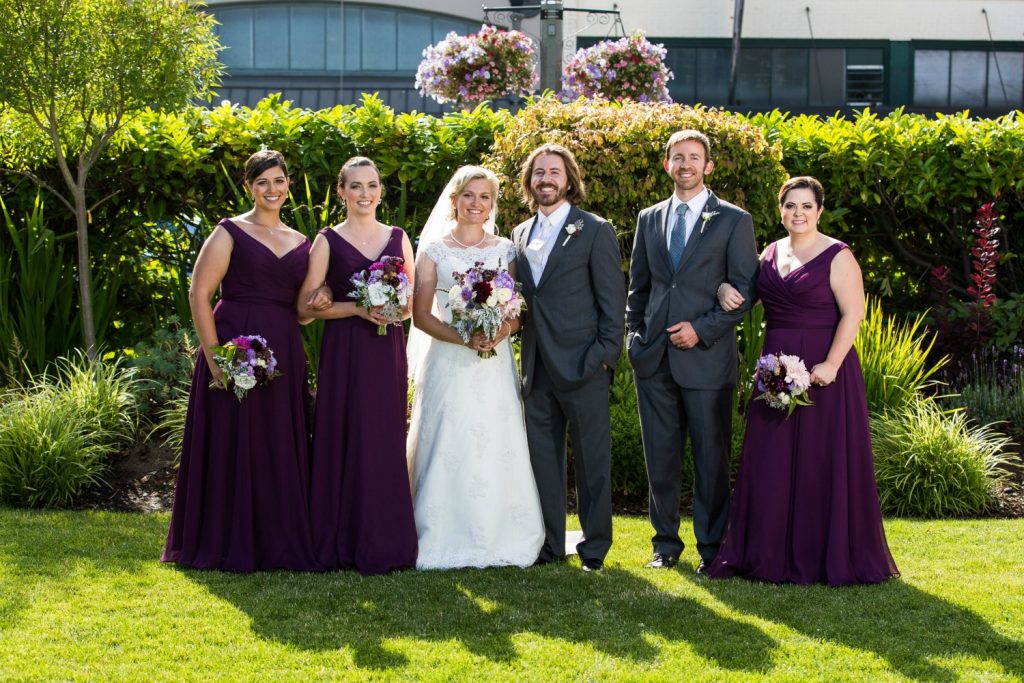 CountryBouquetsFloral-Wedding-Stephanie-Brian-MajesticInn-008