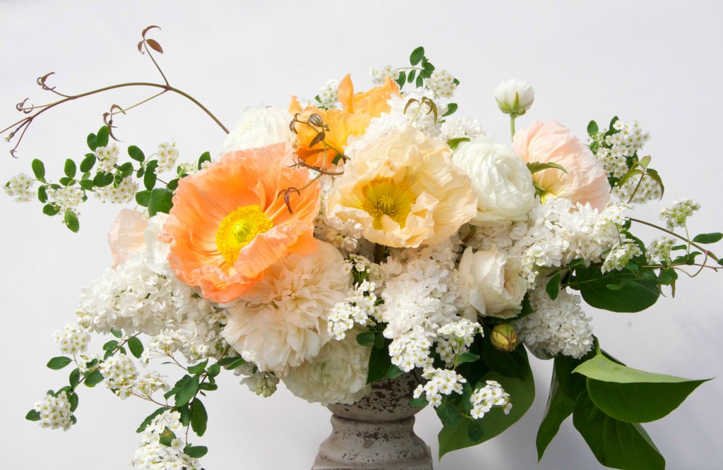 CountryBouquetsFloral-SeasonalArrangement-PeachesAndCream-02